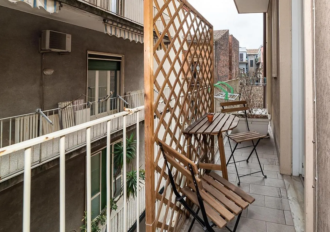 Bed & Breakfast Bed&Breakfast Firenze Aeroporto di Catania Fontana Rossa